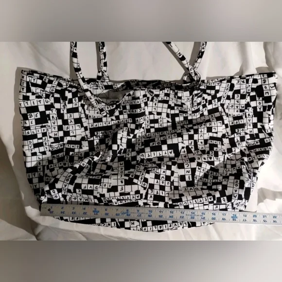 Diane Von Furstenberg Tote Bag 50th Anniversary Crossword Print Large Packable - Picture 11 of 13